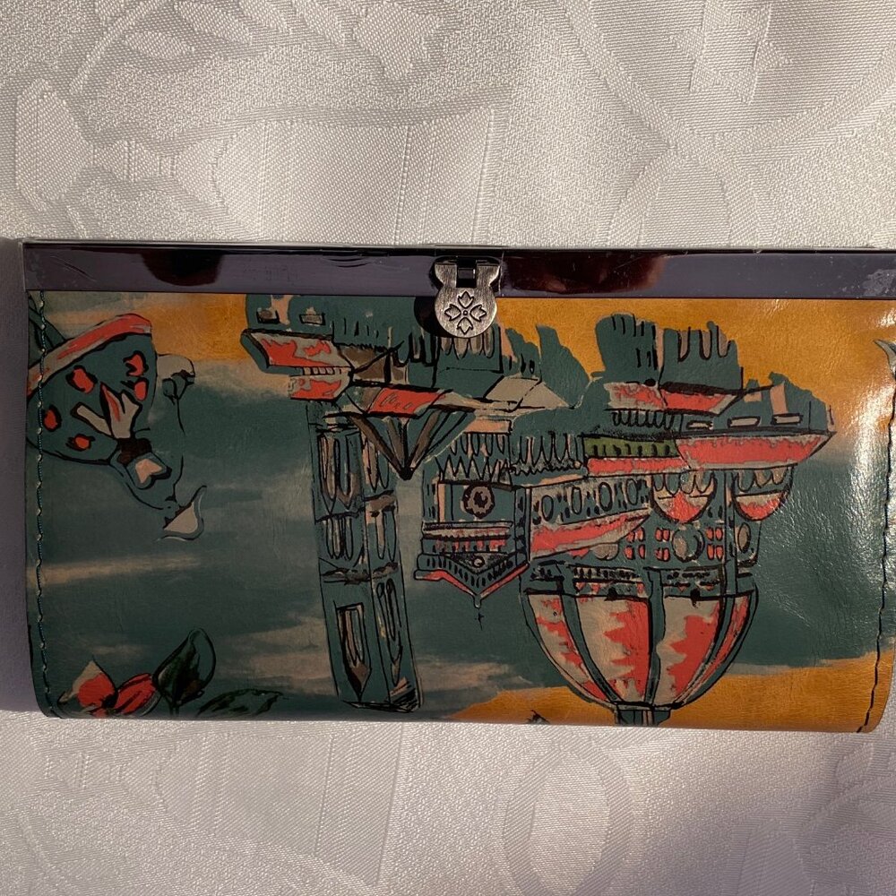 Patricia Nash Italian Leather Wallet. RFID. Push Lock Many CC Slots, Pockets NWT